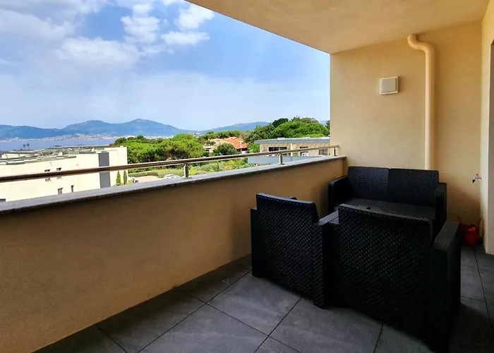 T2 Vue Mer Panoramique Terrasse 22M Plage A 9 Min A Pied Parking Prive * Grosseto-Prugna